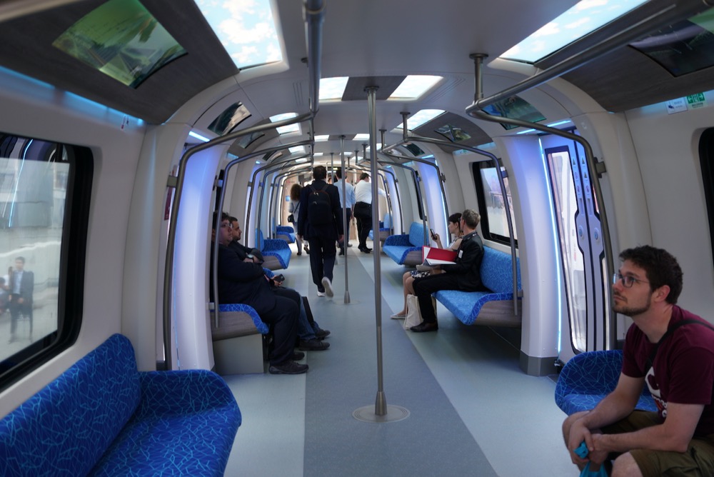 InnoTrans : CETROVO. Rame métro en polymère renforcé de fibre de carbone (co-entreprise sino-allemande)