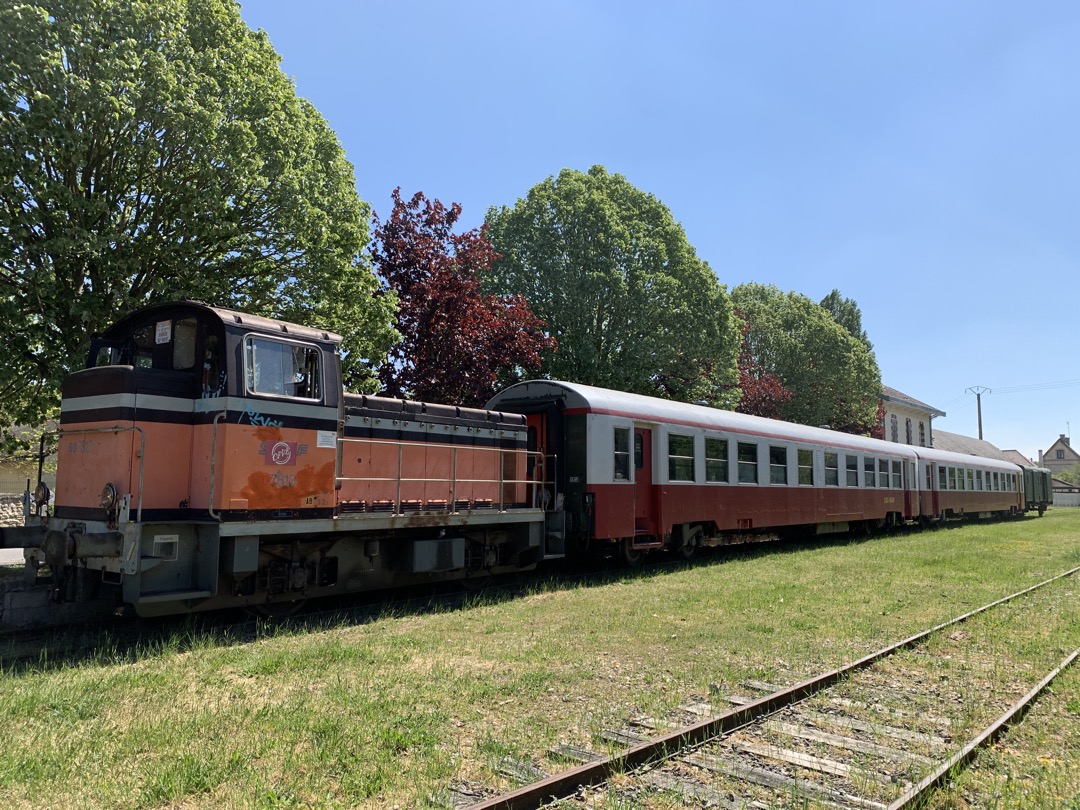 Gare de Breuilpont (terminus du CFVE coté Sud)